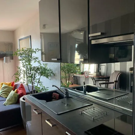 A Terrace Overlooking Old Town Apartamento Niza