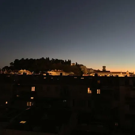 A Terrace Overlooking Old Town * Nizza